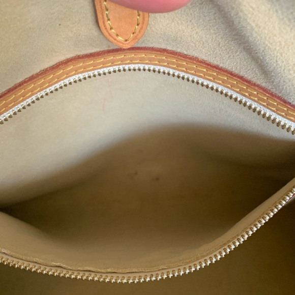 Louis Vuitton Damier Azur Hempstead handbag - Picture 12 of 17